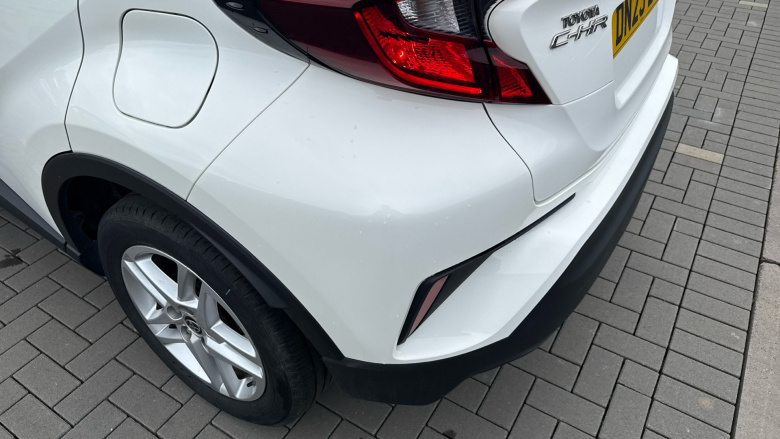 Toyota C-HR 1.8 Hybrid Icon 5dr CVT Hybrid Hatchback